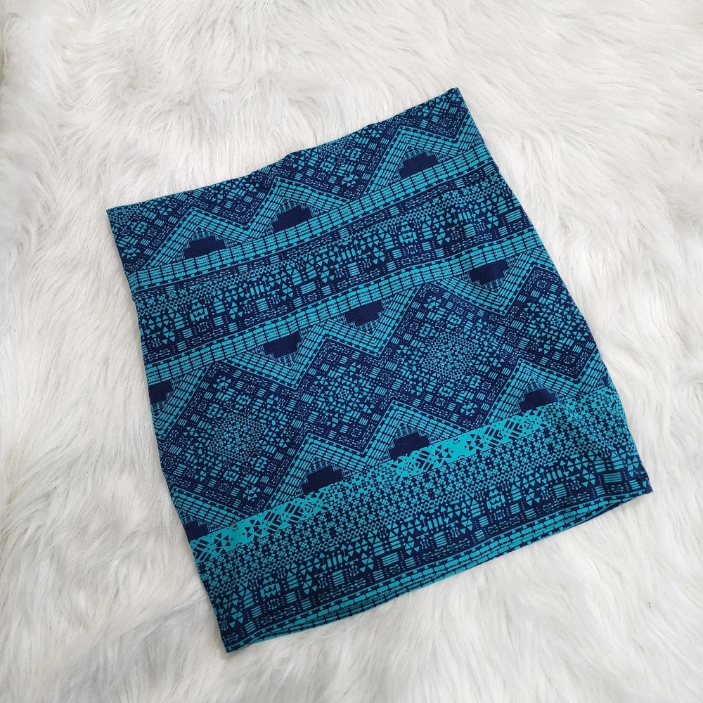 Charlotte Russe Geometric Print Pull-on Stretch Mini Skirt